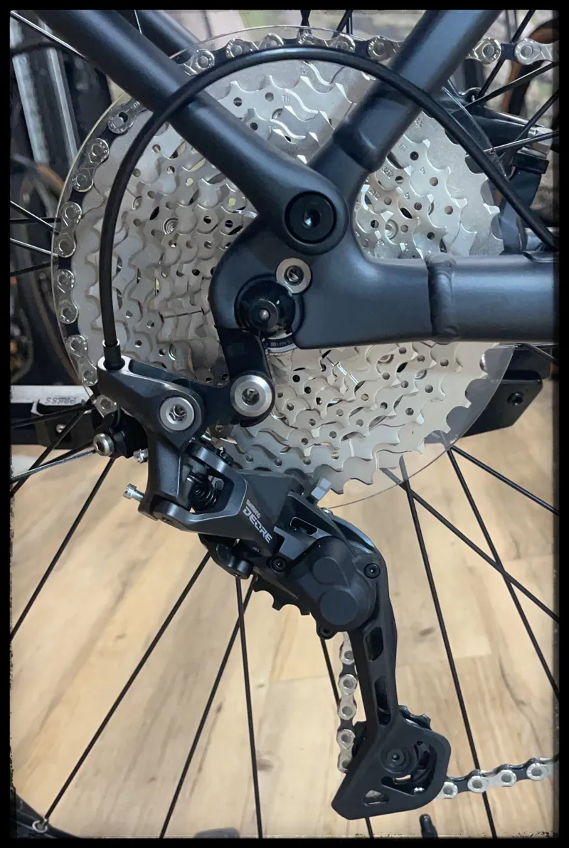 Explore E+ 1 625 GTS Medium Gunmetal Black-4